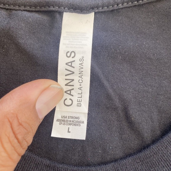 Halestorm 2019 Tour T Shirt Black Canvas Neon Wolf Adult Large Short Sleeve - Picture 3 of 7